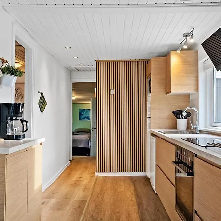Stunning In With Kitchen *