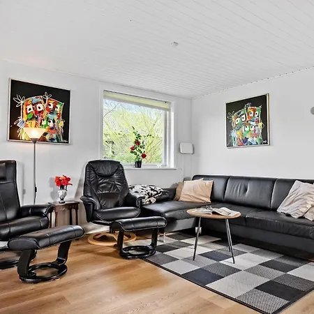 Diernaes Strandby L-675 Ferienhaus *